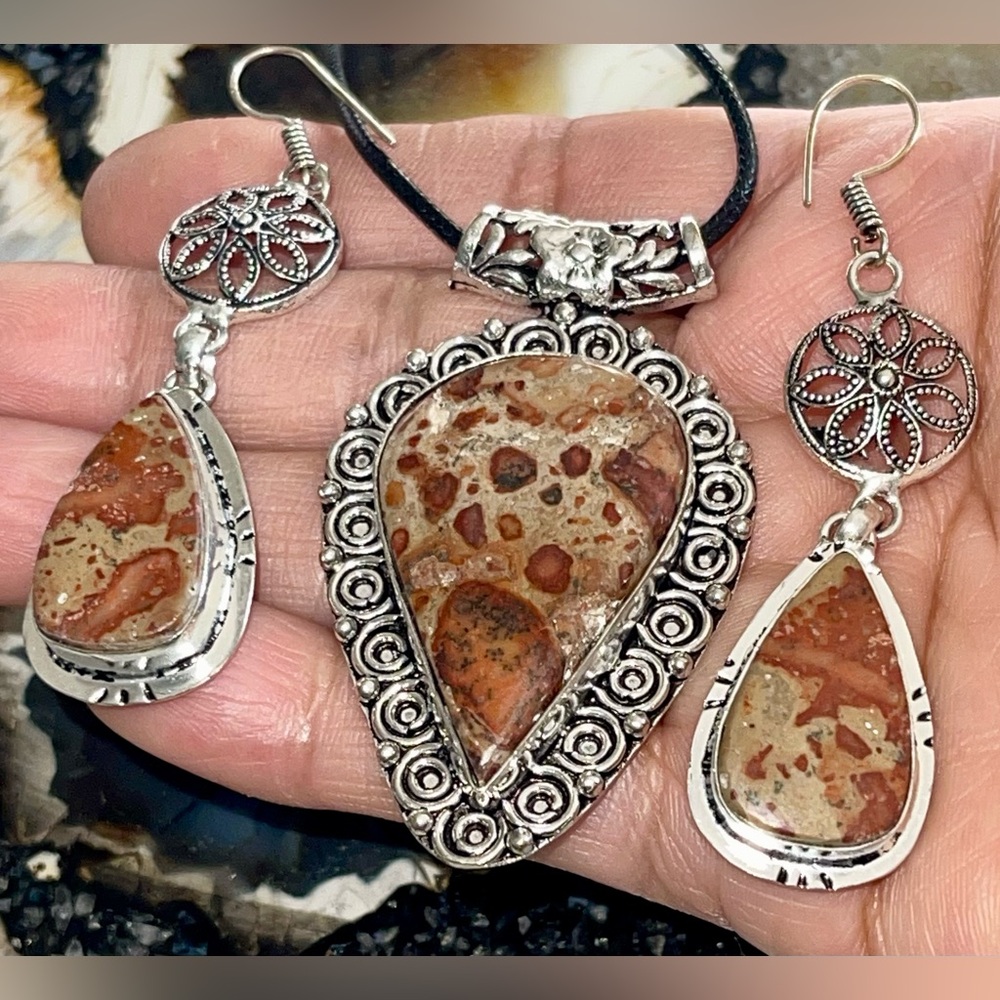 Leopardite Jasper Pendant & Earrings Set